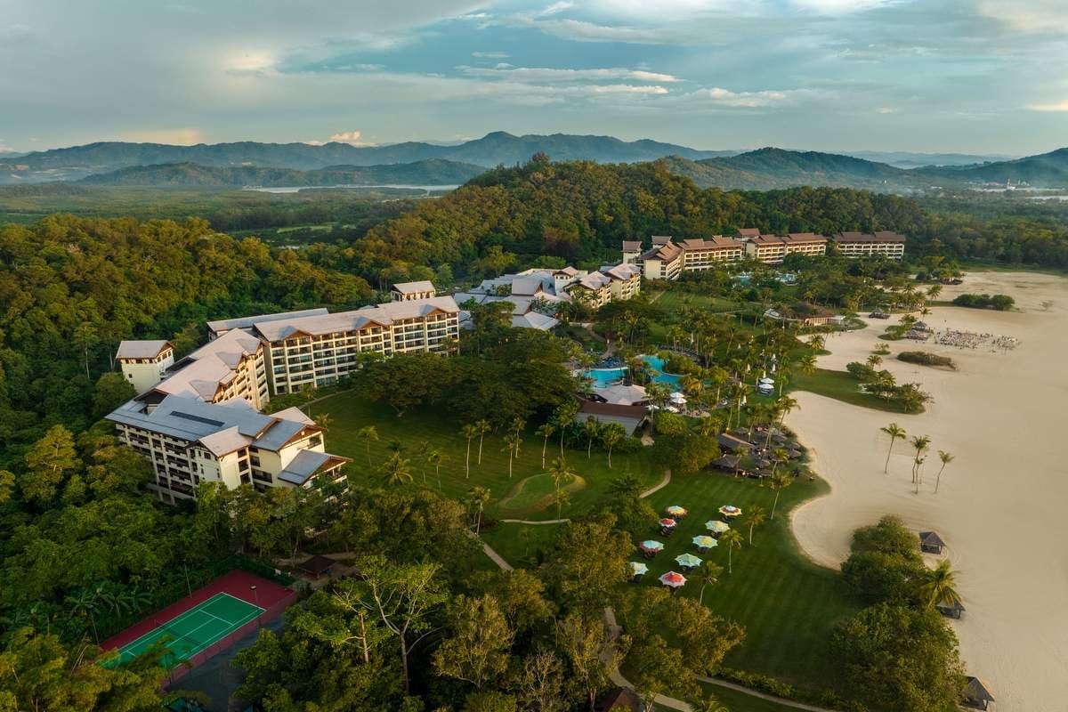 Shangri-La Rasa Ria KK, Ocean Wing Junior Suite