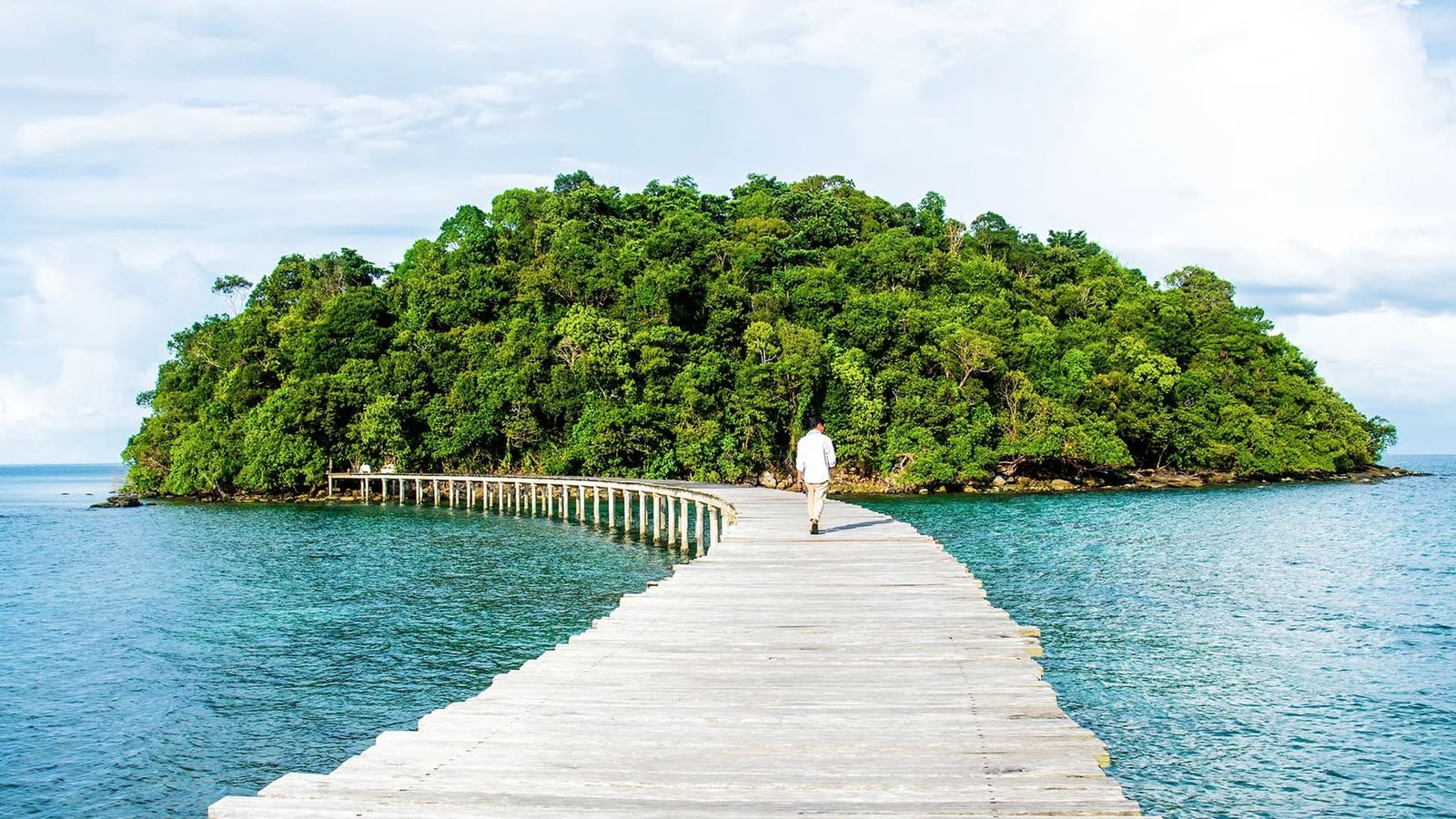 The Mekong Capitals & Coastal Palaces